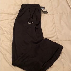 Women’s Dri-Fit Nike Joggers-NWT
